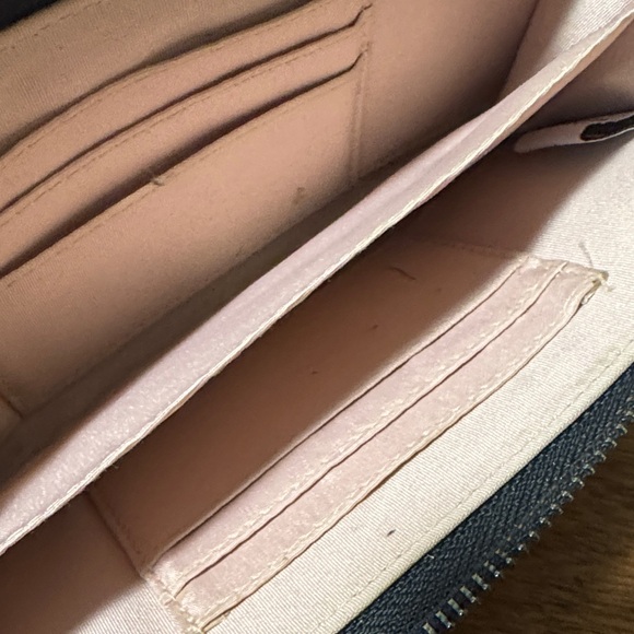 RACHEL Rachel Roy Textured Black Leather Wallet with pink interior - Picture 5 of 5